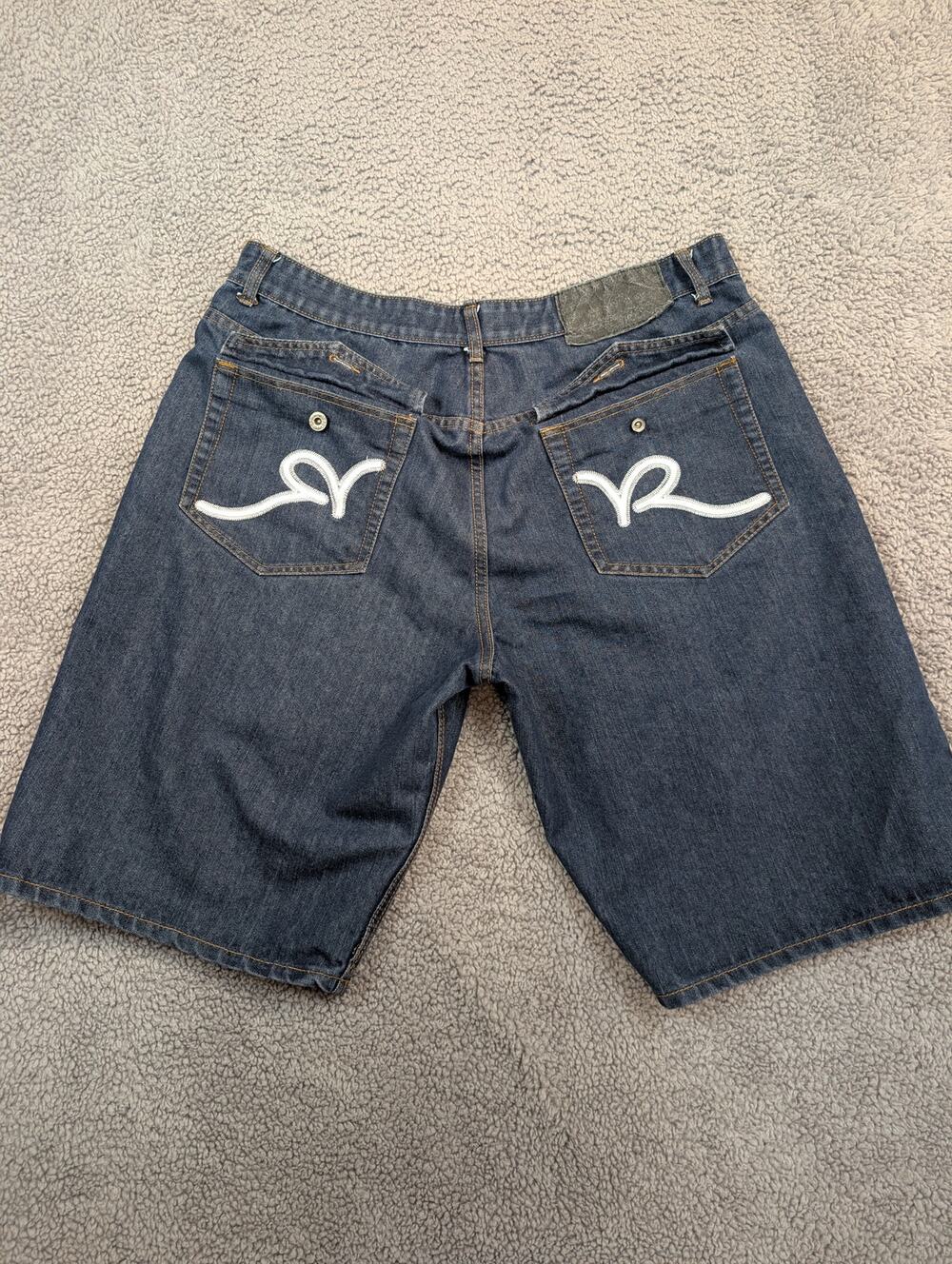 Rocawear Men's Shorts W40 Dark Wash Embroidered Y2K Baggy (1062)
